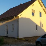 Unser Haus in der Abendsonne.. :) Das erste mal "nackt" - ohne Gerüst und Co.